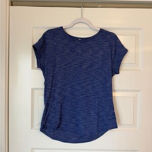 Lululemon Women's Blue Casual Tee